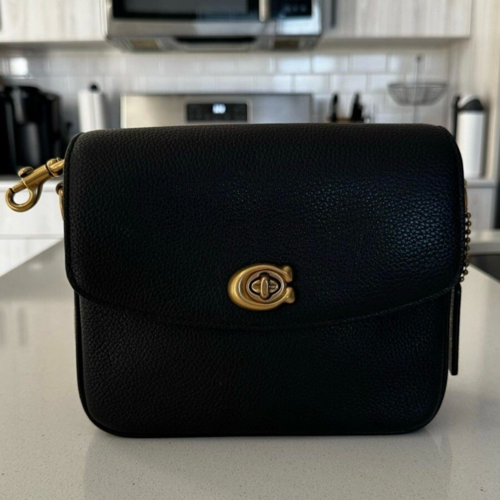 COACH "Cassie Crossbody 19"